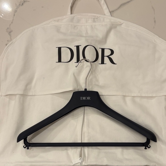 Dior Classic White Garment Cover and Hanger - Picture 5 of 5